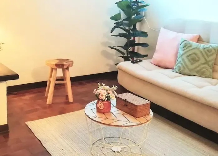 Mansarda In Centro Con Privata E Possibilita Garage Apartment Menaggio